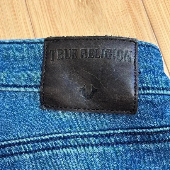 True Religion Jennie Curvy Skinny Distressed Denim Jeans size 26 - Picture 12 of 13